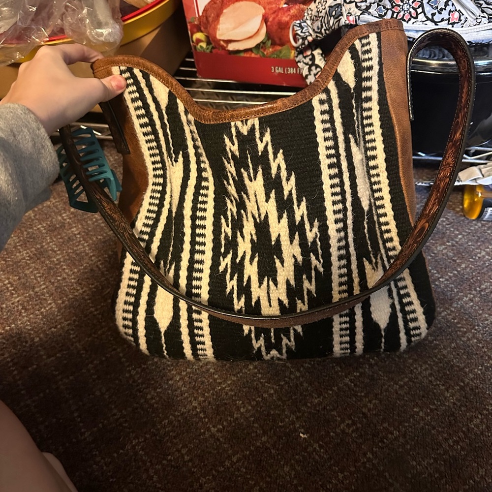 myra bag